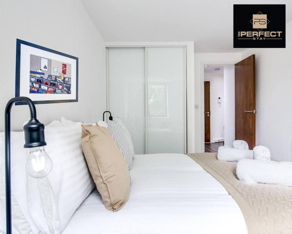 Luxe Modern Apartment By Your Perfect Stay Short Lets Birmingham Bagian luar foto