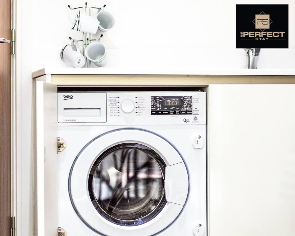 Luxe Modern Apartment By Your Perfect Stay Short Lets Birmingham Bagian luar foto