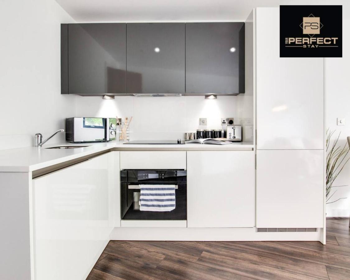 Luxe Modern Apartment By Your Perfect Stay Short Lets Birmingham Bagian luar foto