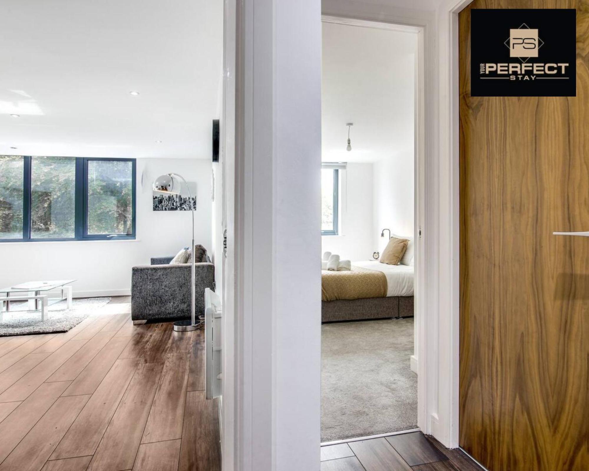 Luxe Modern Apartment By Your Perfect Stay Short Lets Birmingham Bagian luar foto